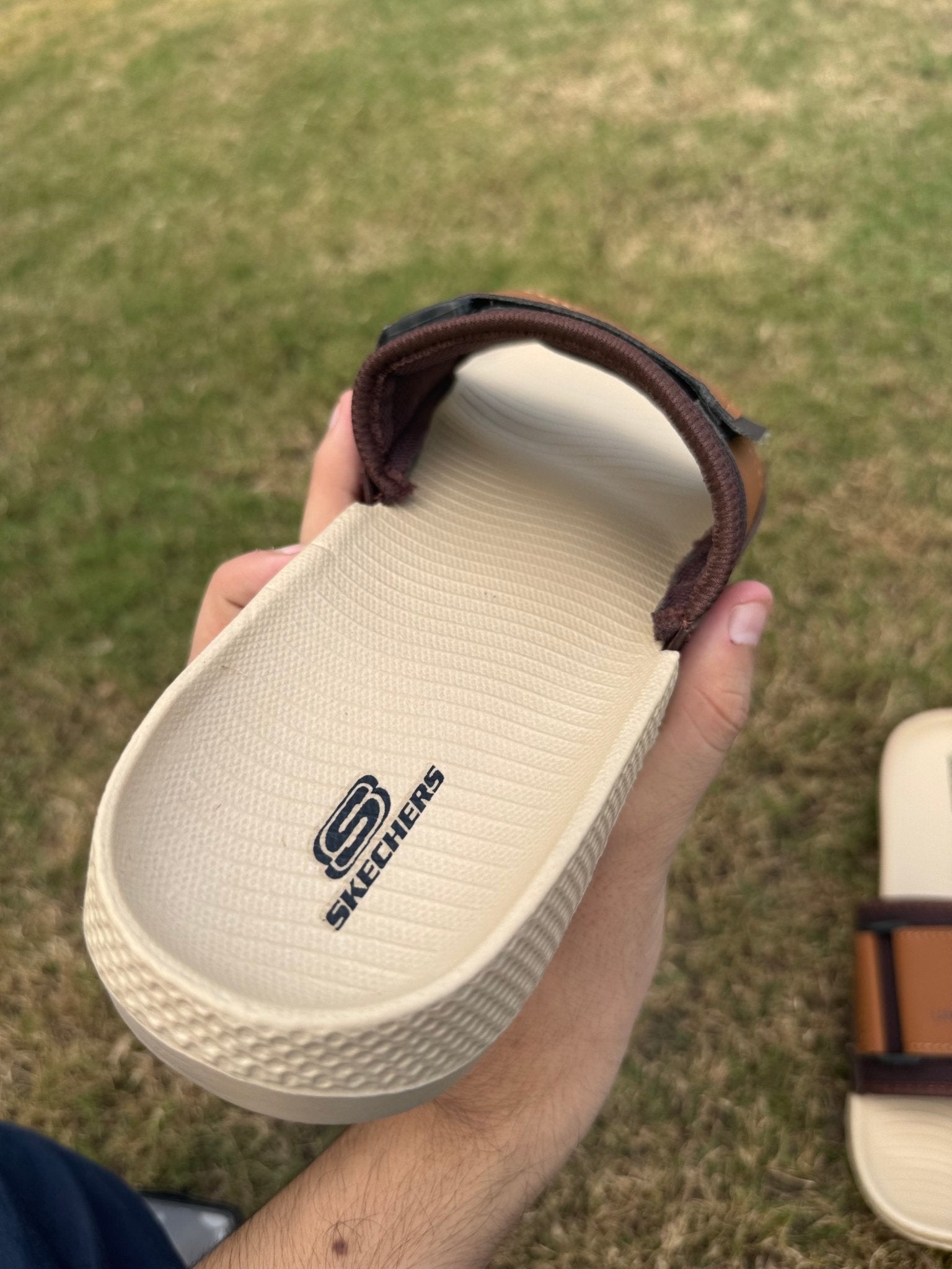 Luxury comfort slides - by Raahi - Raahi Pk