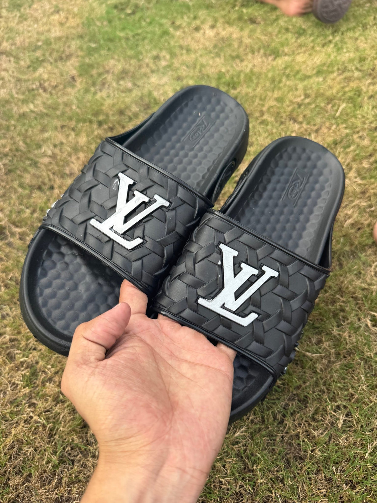 Premium weave Slides - by Raahi - Raahi Pk