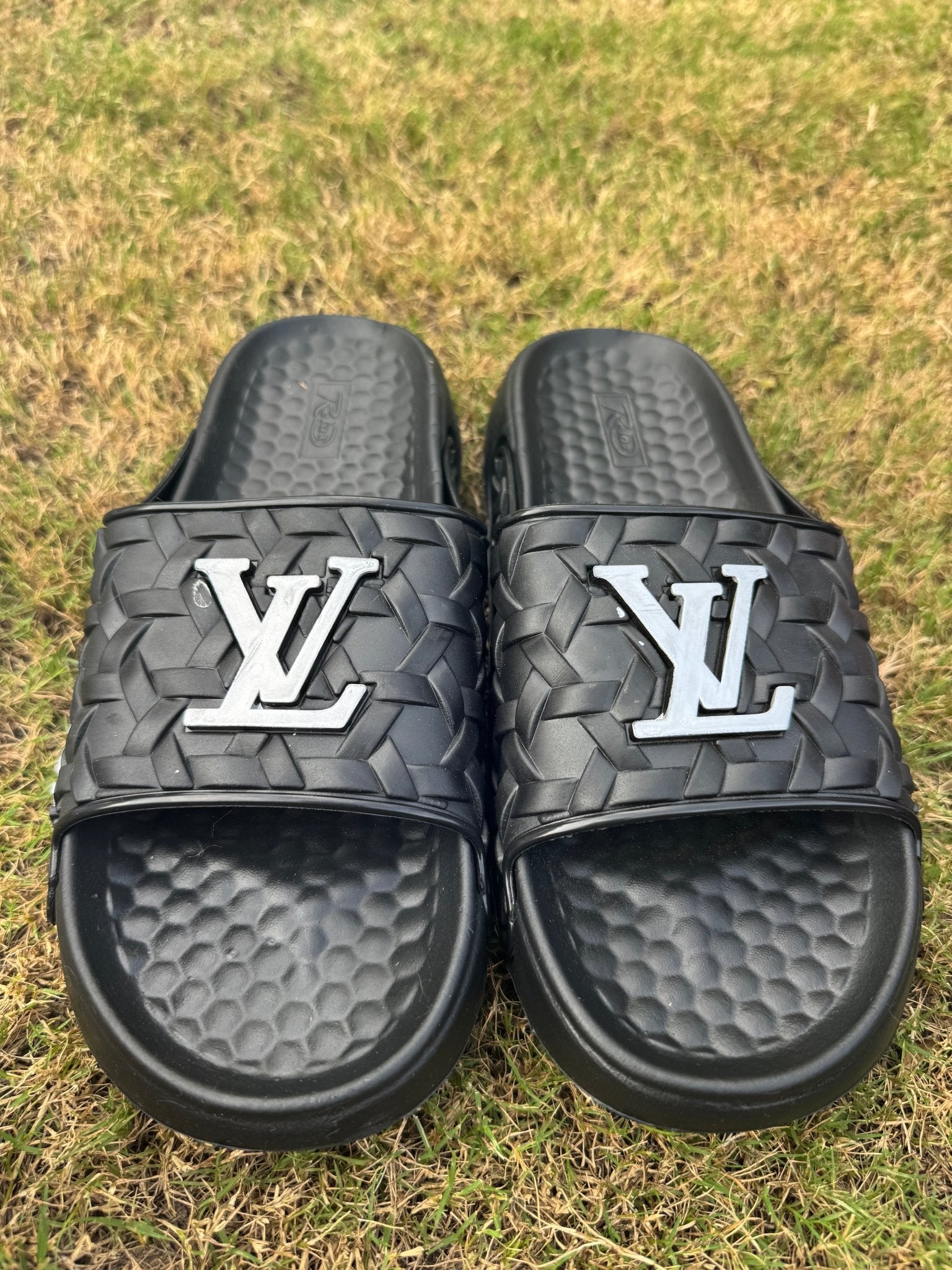 Premium weave Slides - by Raahi - Raahi Pk